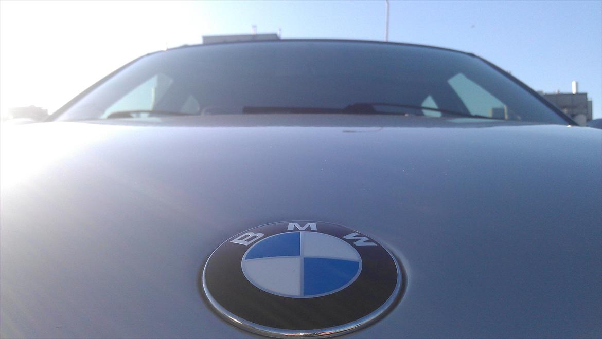 BMW 325i STJÅLET billede 8