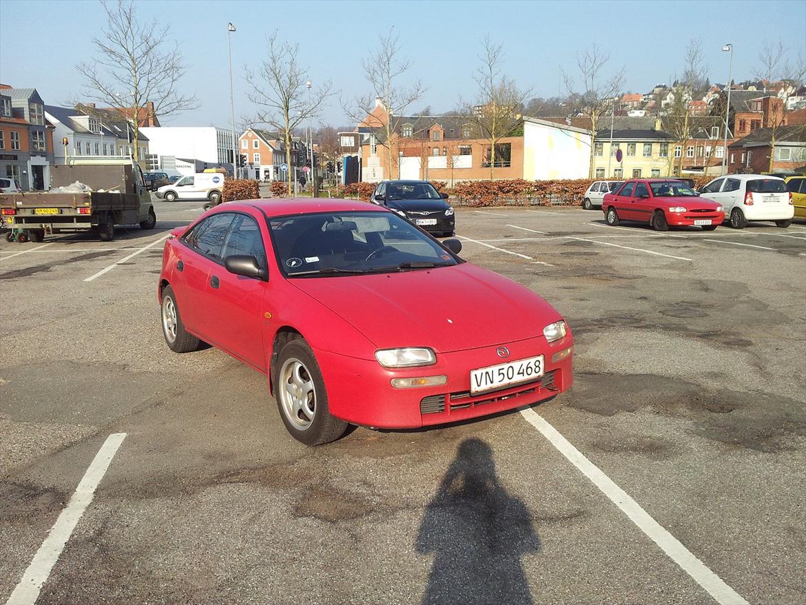 Mazda 323F 1,5GLX (byttet) billede 1