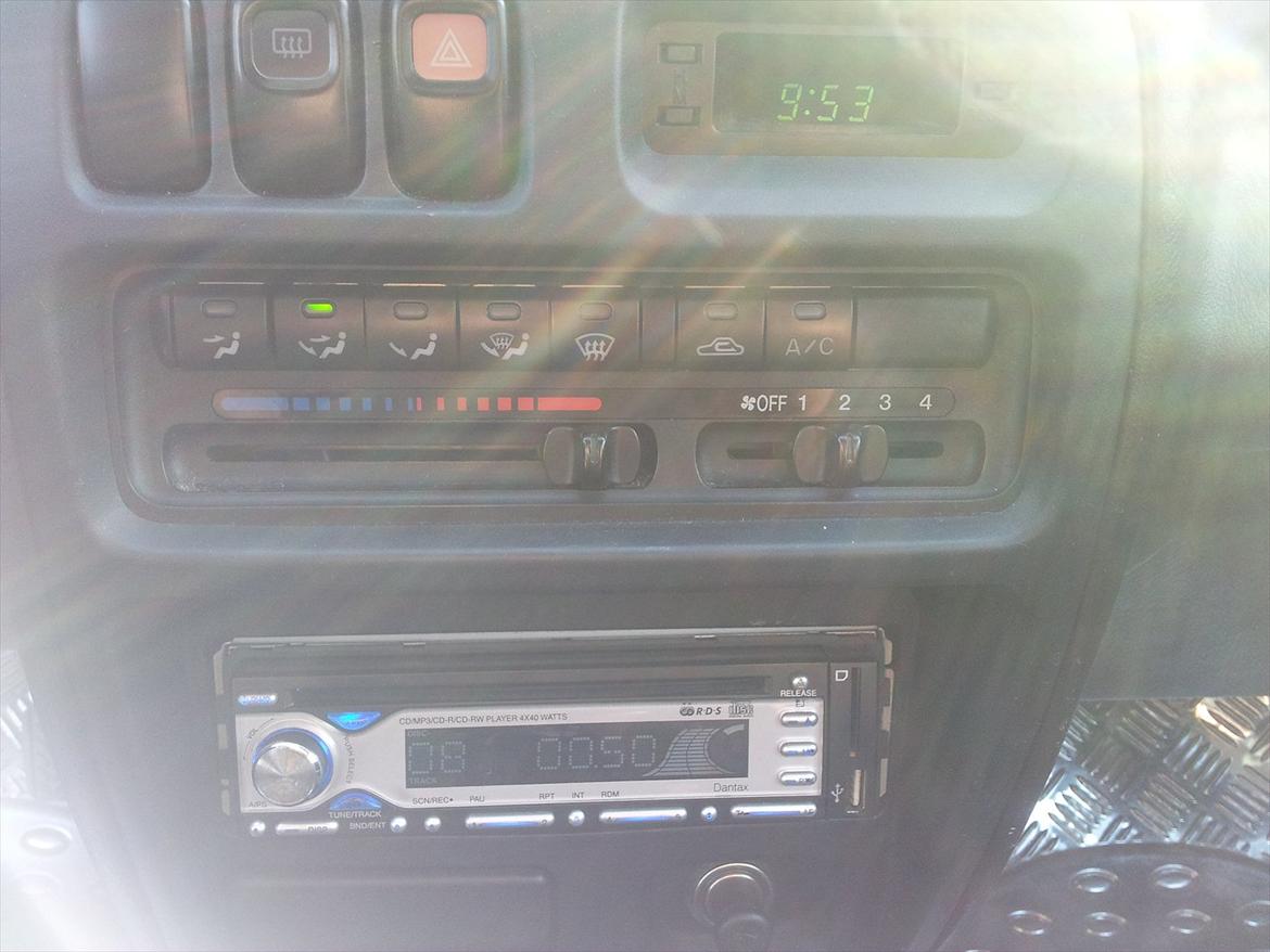 Mazda 323F 1,5GLX (byttet) billede 6