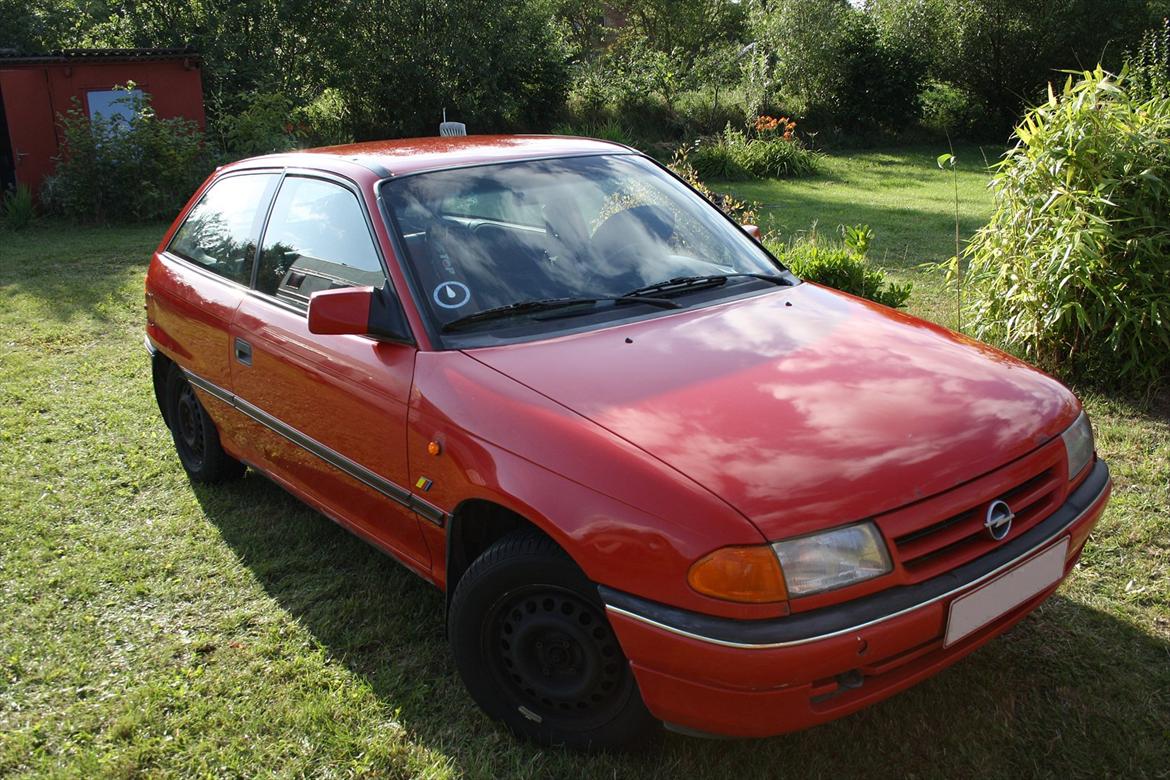 Opel Astra F 1.6i SE billede 1