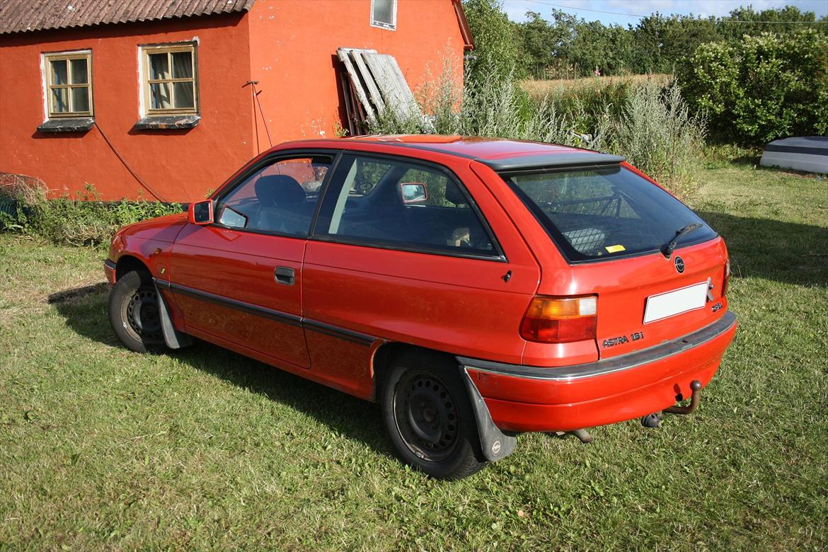 Opel Astra F 1.6i SE billede 3