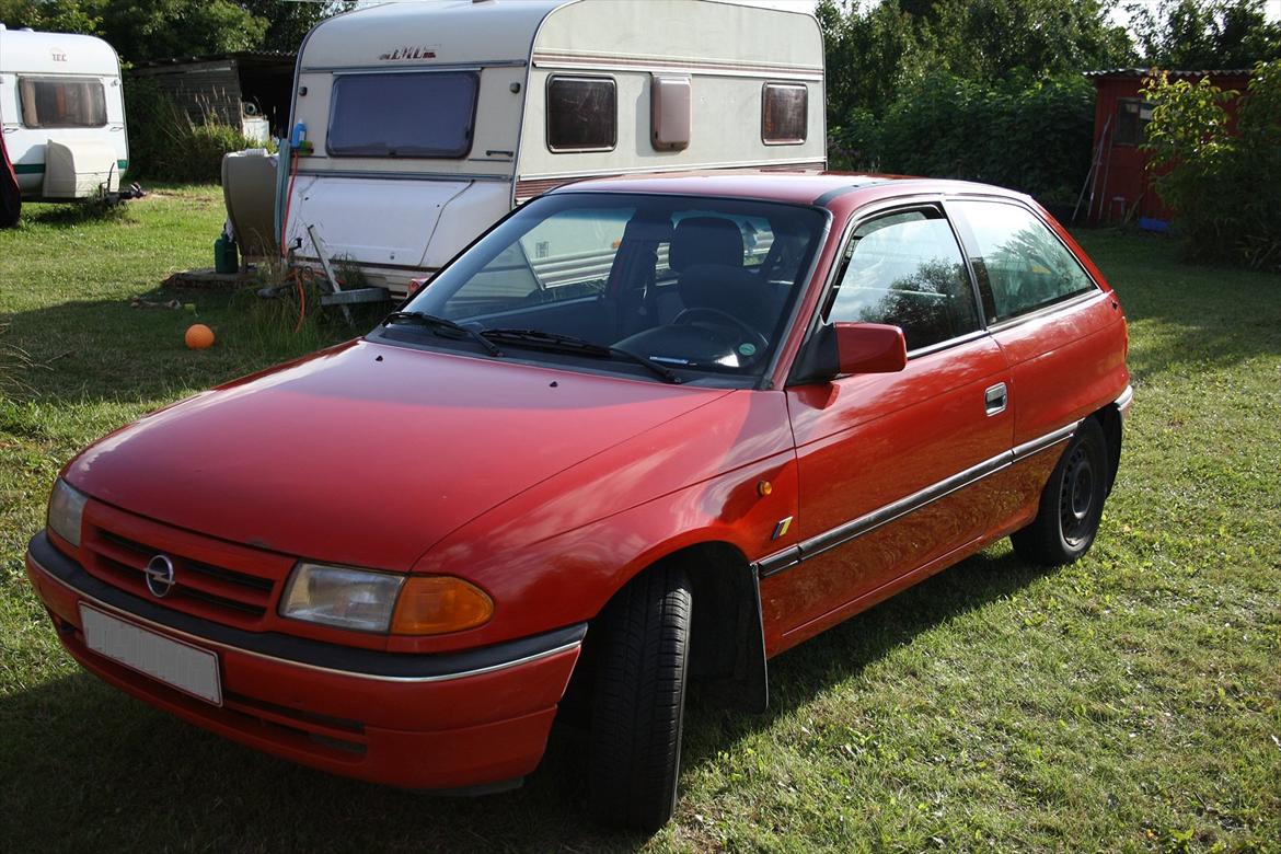 Opel Astra F 1.6i SE billede 5