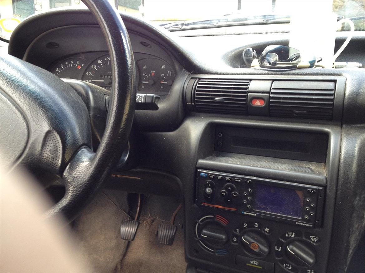 Opel Astra F 1.6i SE billede 13