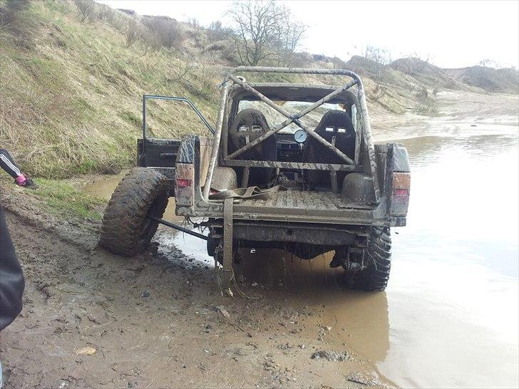 Nissan patrol 3.3 SOLGT billede 3