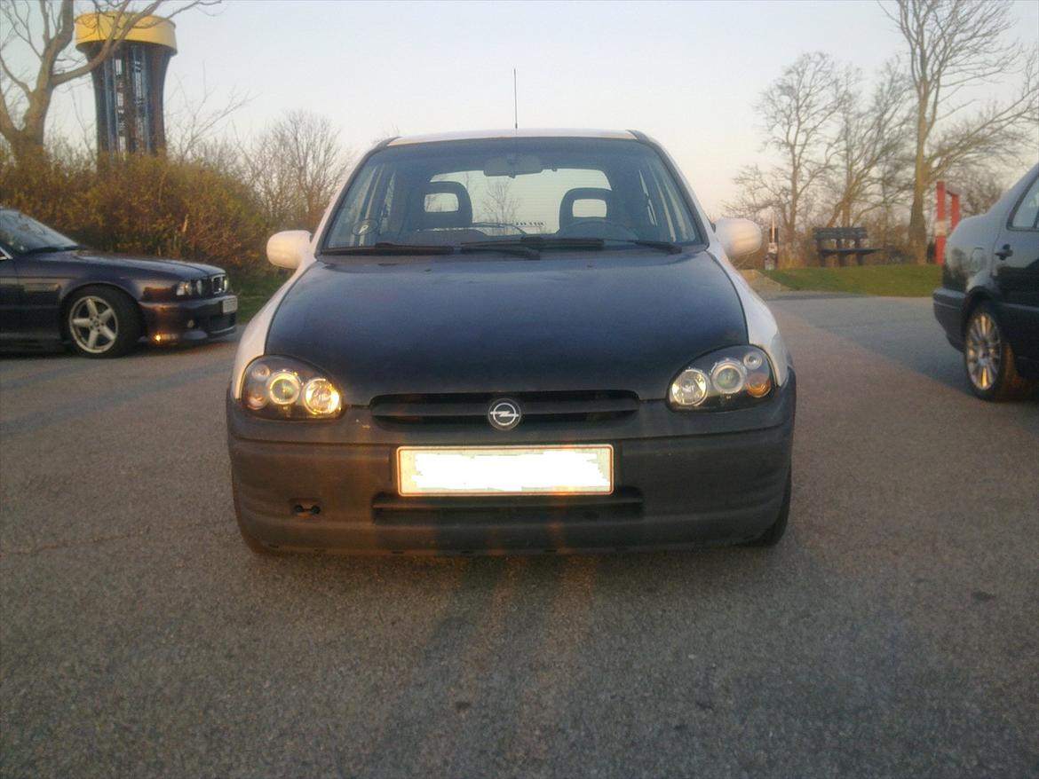 Opel corsa B 16v billede 1