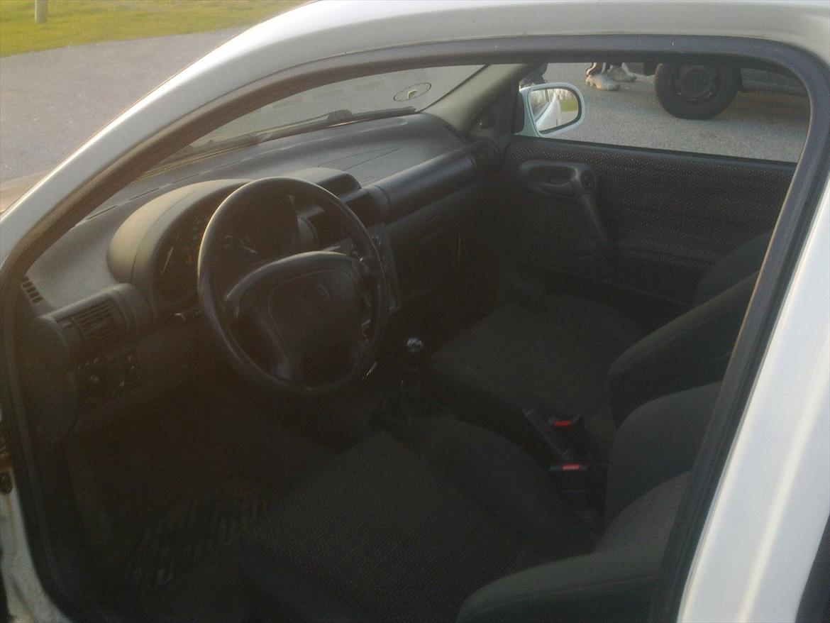 Opel corsa B 16v billede 10