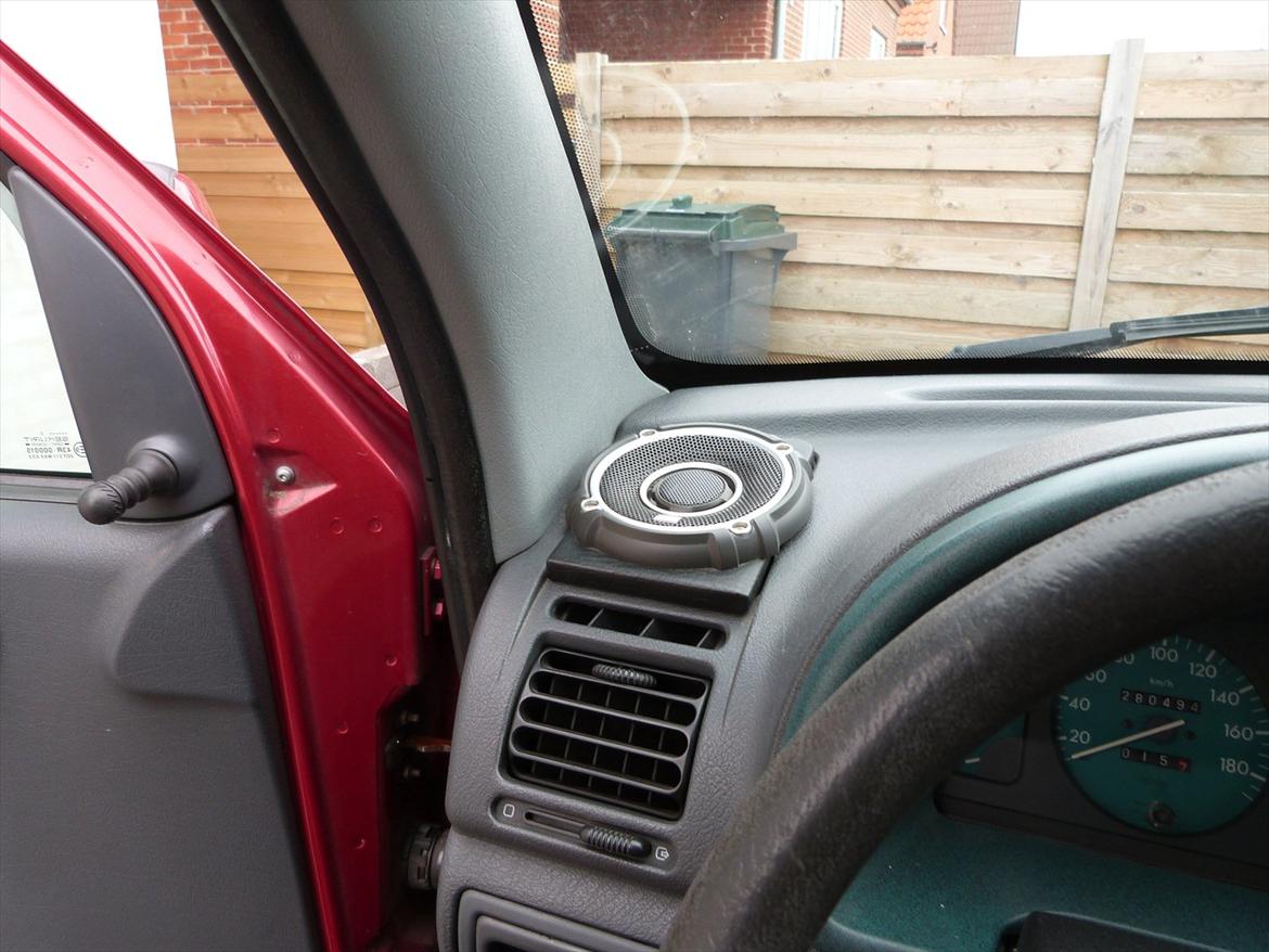 Citroën Berlingo Multispace 1,8i - Eftermonterede JBL højttalere. billede 11