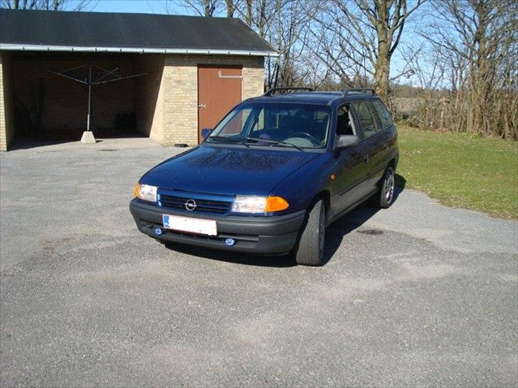 Opel astra f st car morfar udgave billede 4