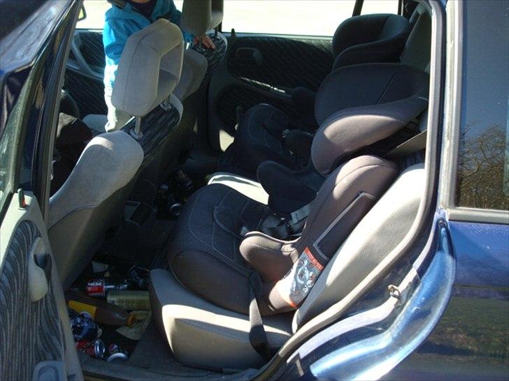 Opel astra f st car morfar udgave - jeg ved godt det roder meen har ikke fået taget billeder af der er rydet op i den billede 7