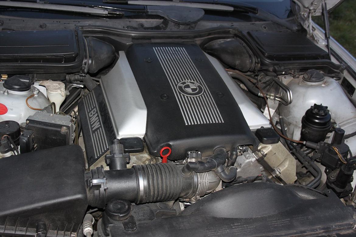 BMW E39 540i (M5 LOOK) billede 16