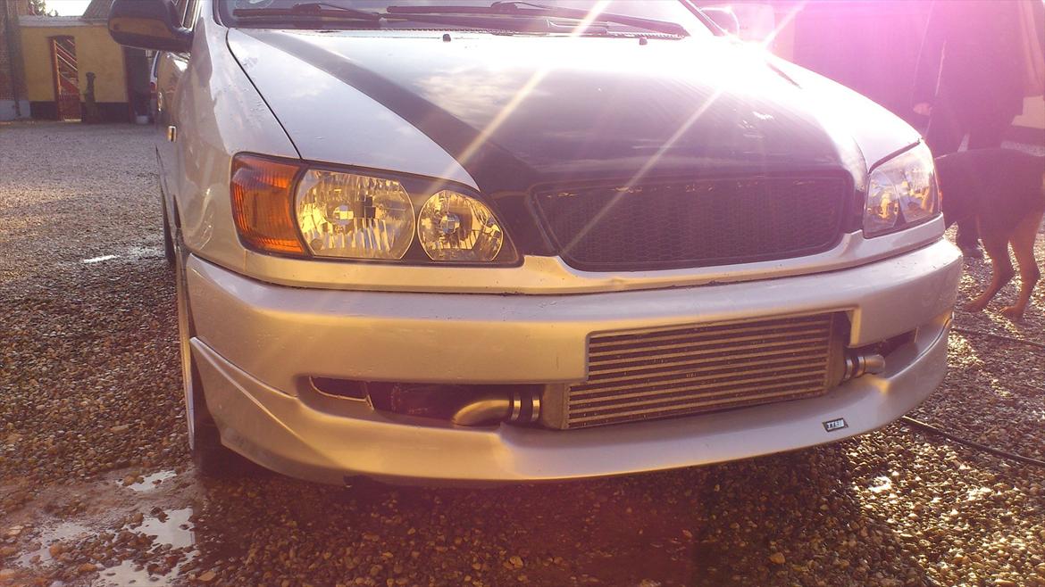 Toyota Picnic sportsvan 2,2 TD(I) billede 3