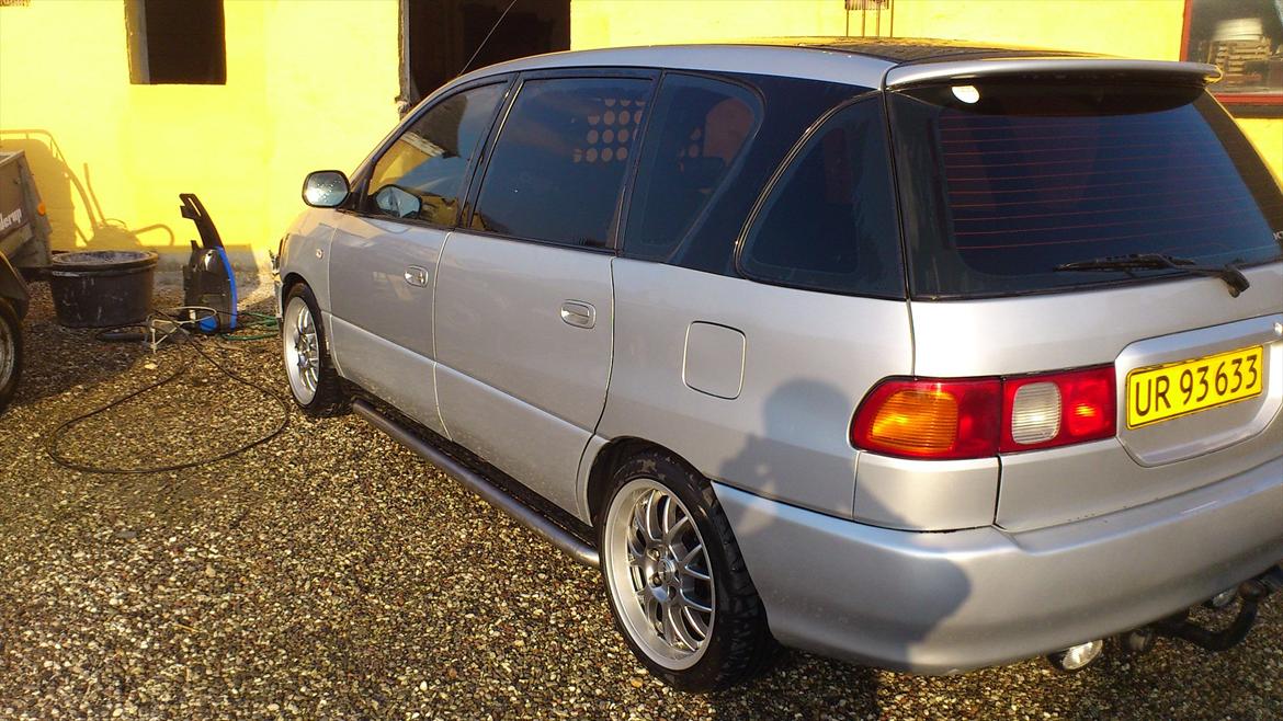 Toyota Picnic sportsvan 2,2 TD(I) billede 7