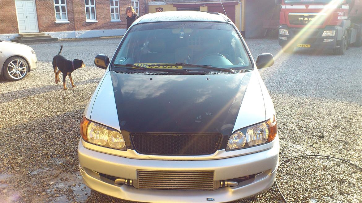 Toyota Picnic sportsvan 2,2 TD(I) billede 8