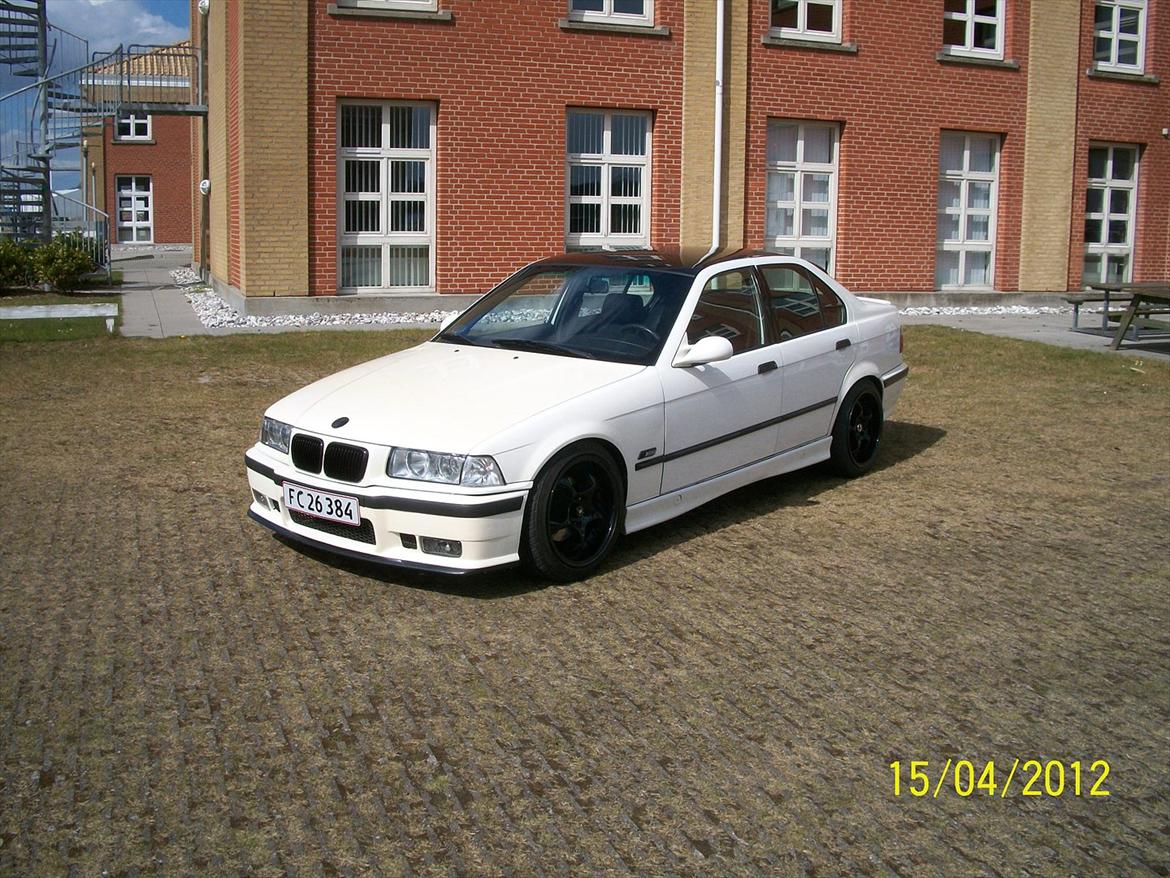 BMW e36 320i/323i <byttet til e30> billede 6
