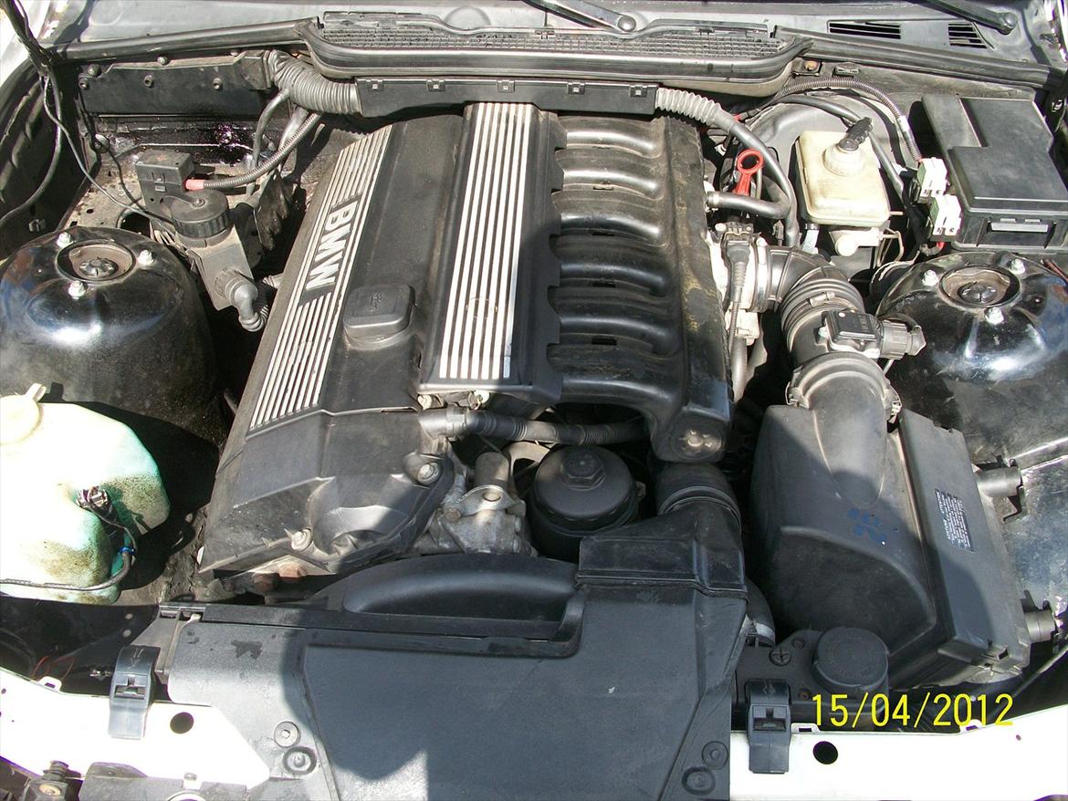 BMW e36 320i/323i <byttet til e30> billede 8