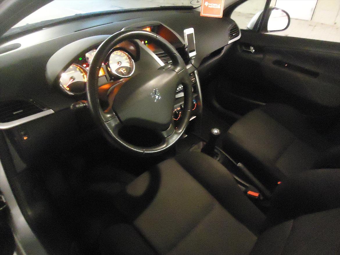 Peugeot 207 1.6 S16 billede 11