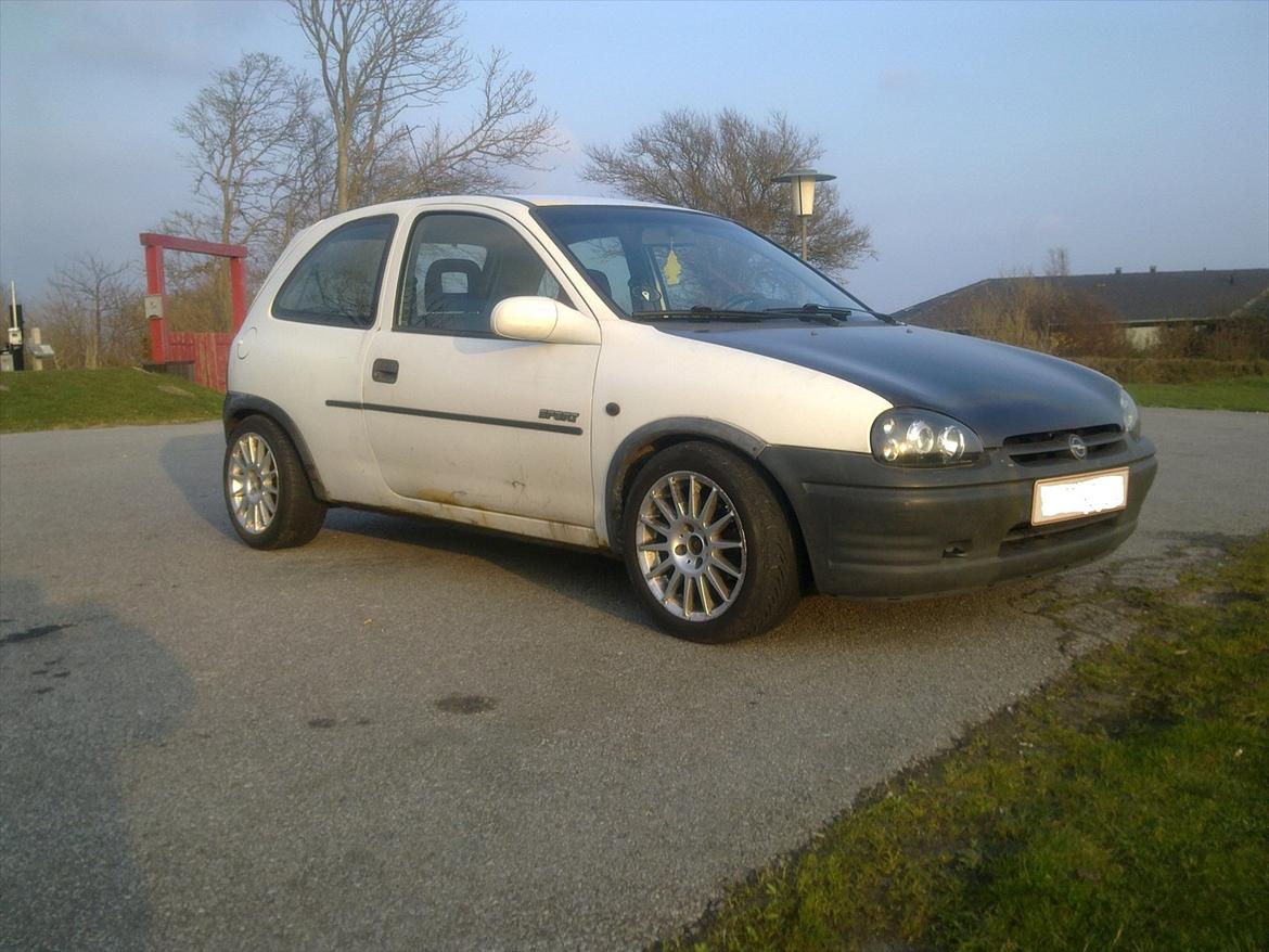 Opel corsa B 16v billede 2