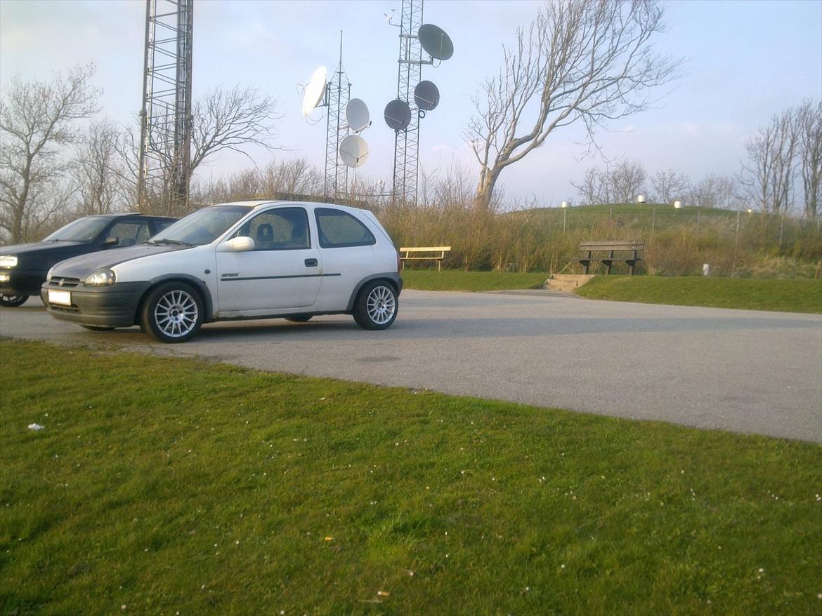 Opel corsa B 16v billede 4