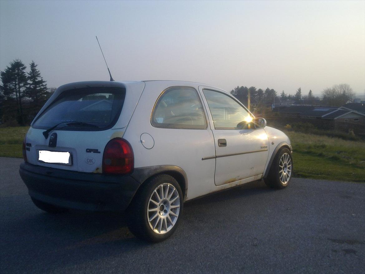 Opel corsa B 16v billede 6