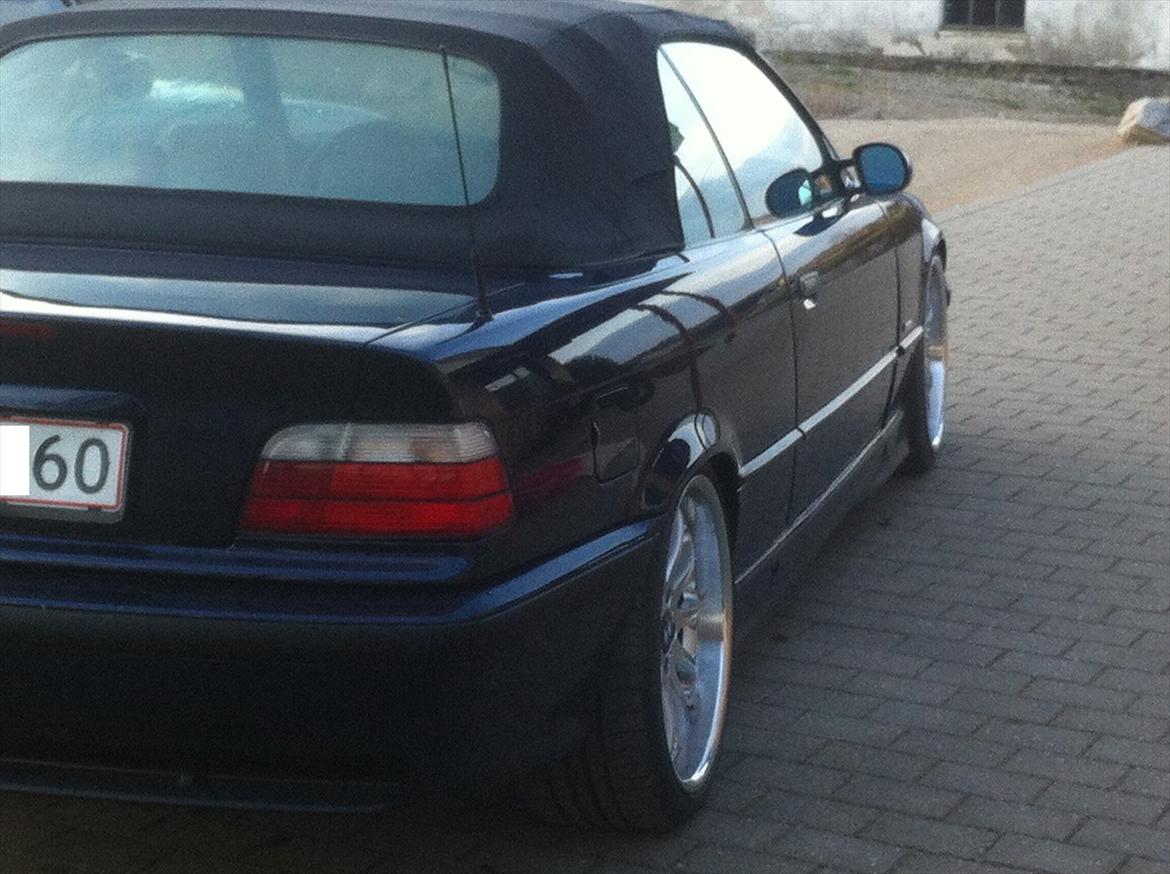 BMW 325I Cab billede 5