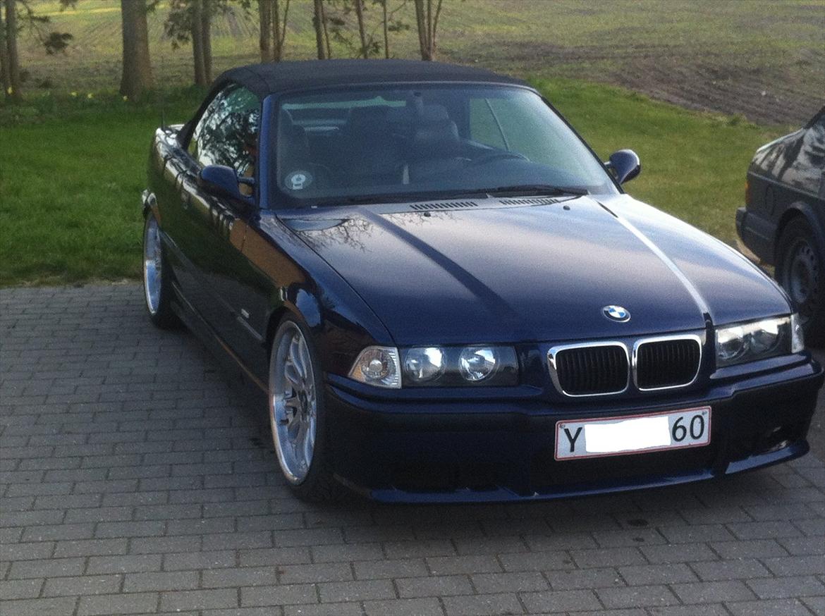 BMW 325I Cab billede 8