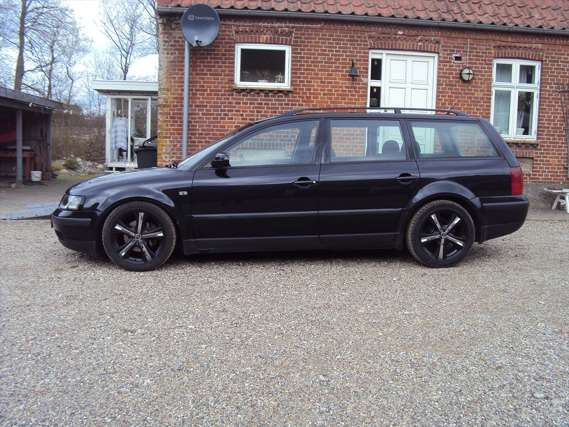 VW Passat (Totalskadet) billede 8