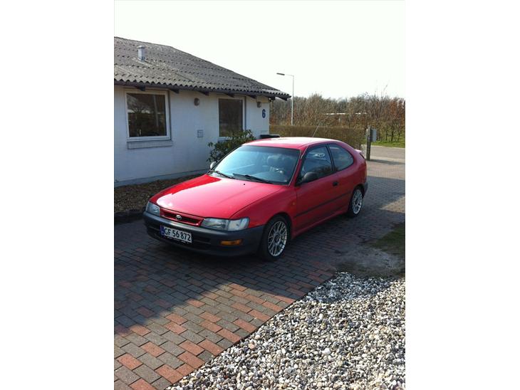 {{currentPhoto.altText}} billede {{currentPhoto.number}}