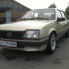 Opel Ascona C-cc