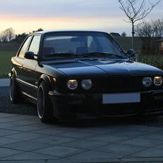 BMW e30 2,5 24V