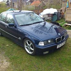 BMW e36 318is