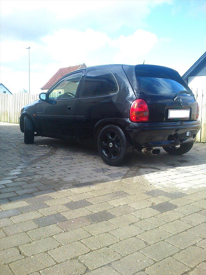 Opel corsa 1,4 i sport. billede 16