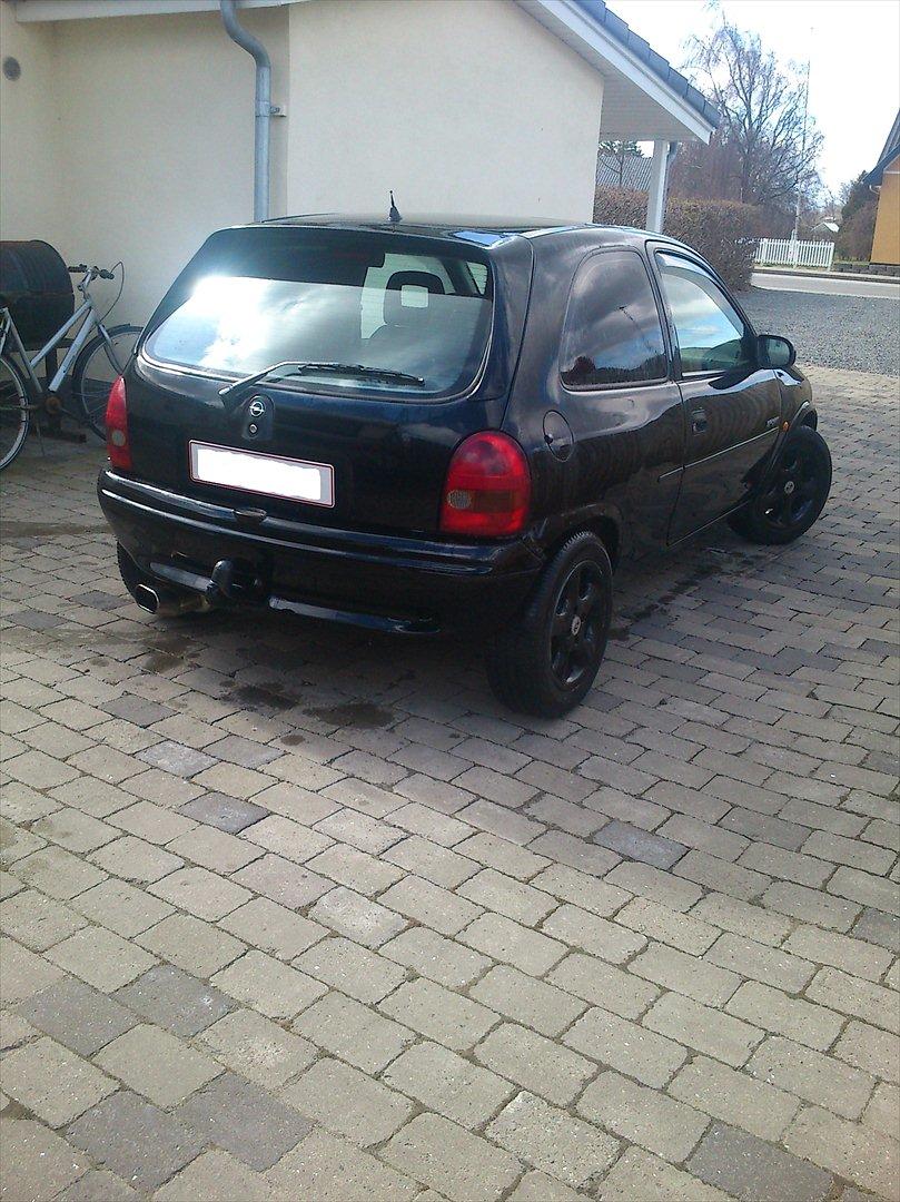 Opel corsa 1,4 i sport. billede 17
