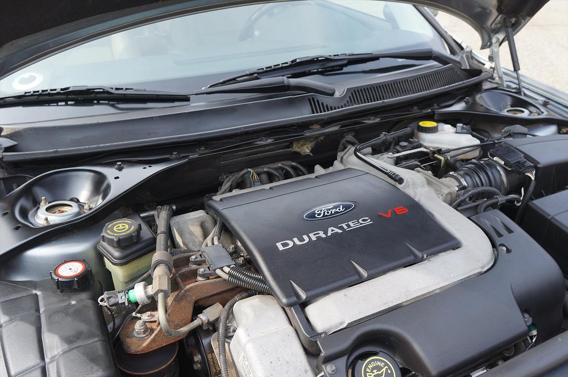 Ford Mondeo 2,5 Ghia x billede 9