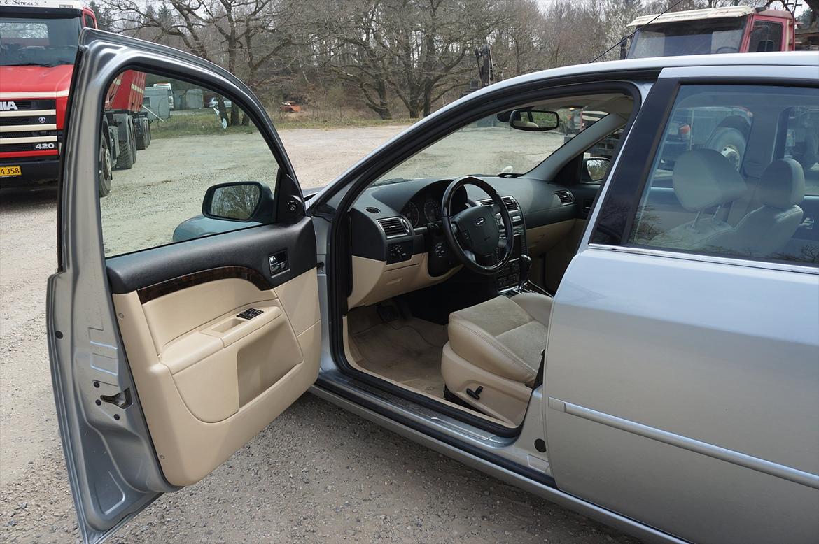 Ford Mondeo 2,5 Ghia x billede 11