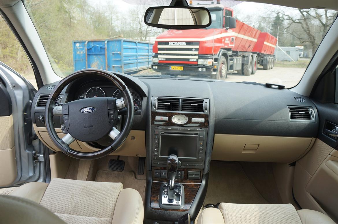 Ford Mondeo 2,5 Ghia x billede 8