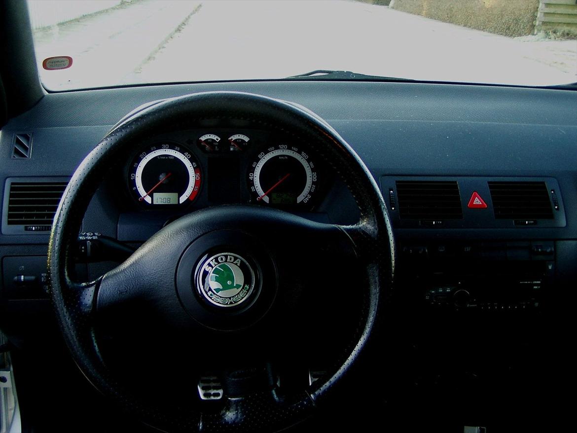 Skoda Fabia 1,9 TDI V/RS Solgt billede 8