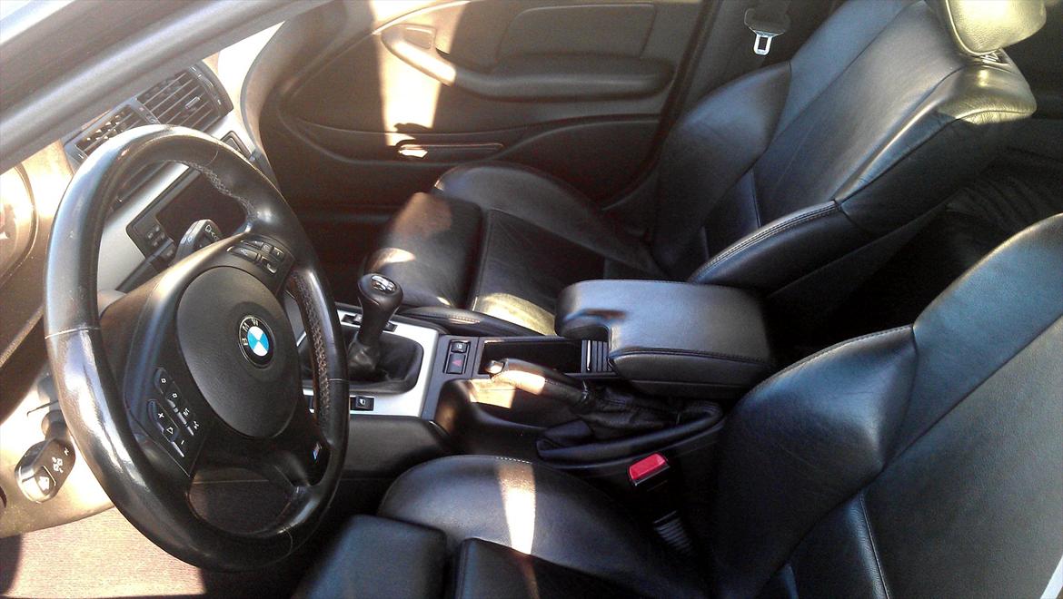 BMW E46 320d touring billede 4