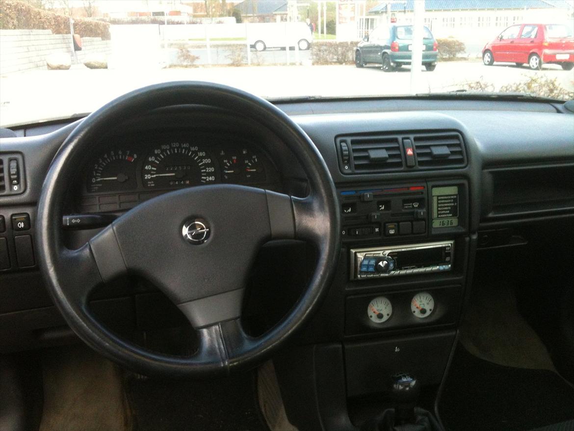 Opel Vectra 2000 billede 9
