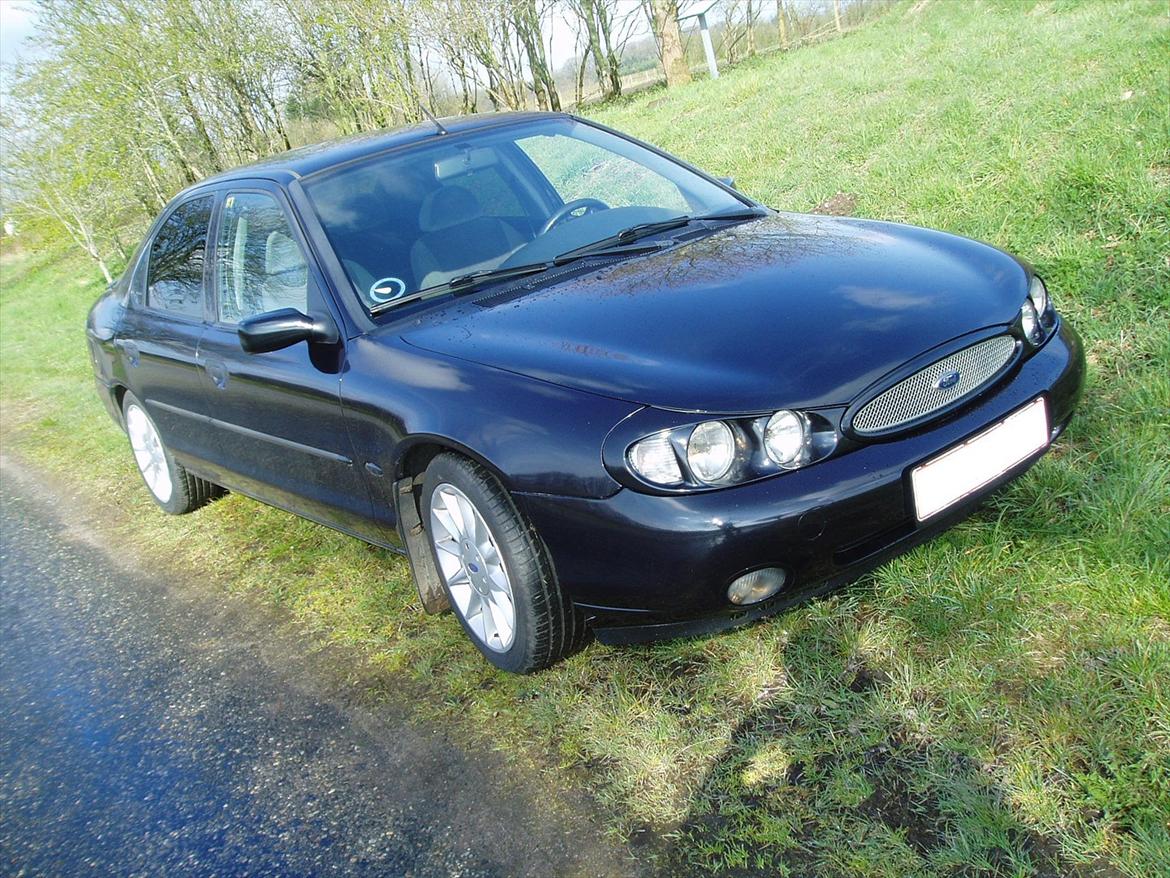 Ford mondeo Solgt billede 8