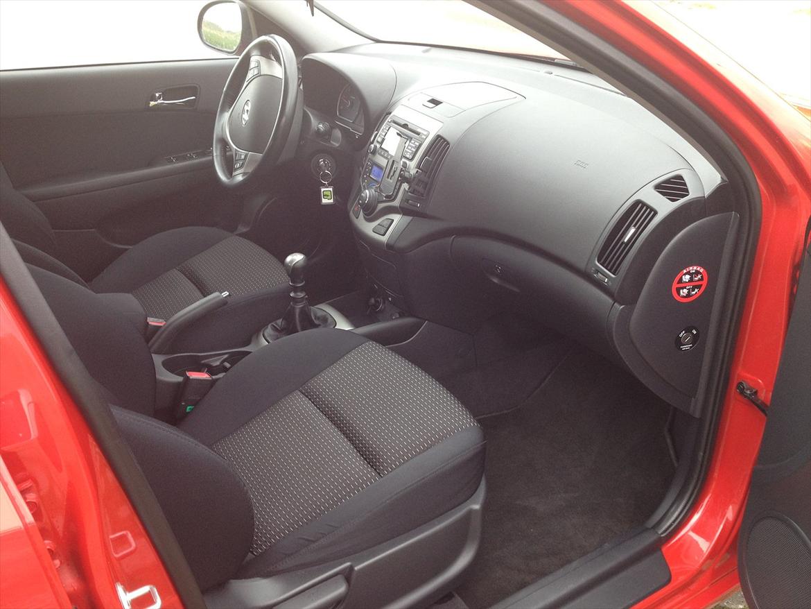 Hyundai i30 Familie Bilen ( Solgt )  billede 13