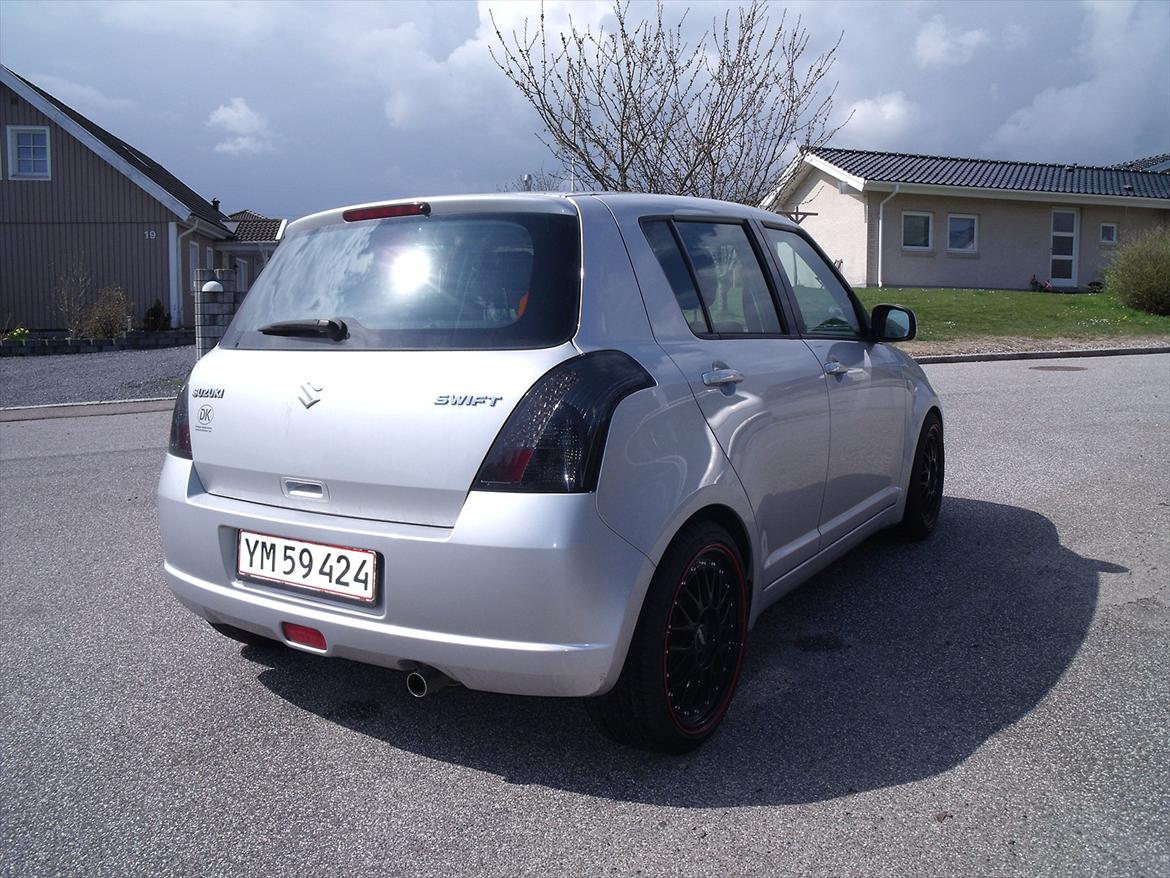 Suzuki Swift 5 dr. billede 3