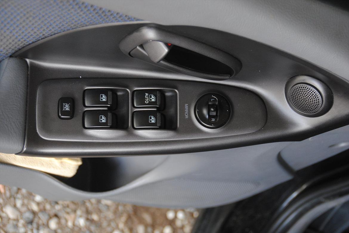 Hyundai Elantra 1.6 GLS - El spejle og vinduer billede 18