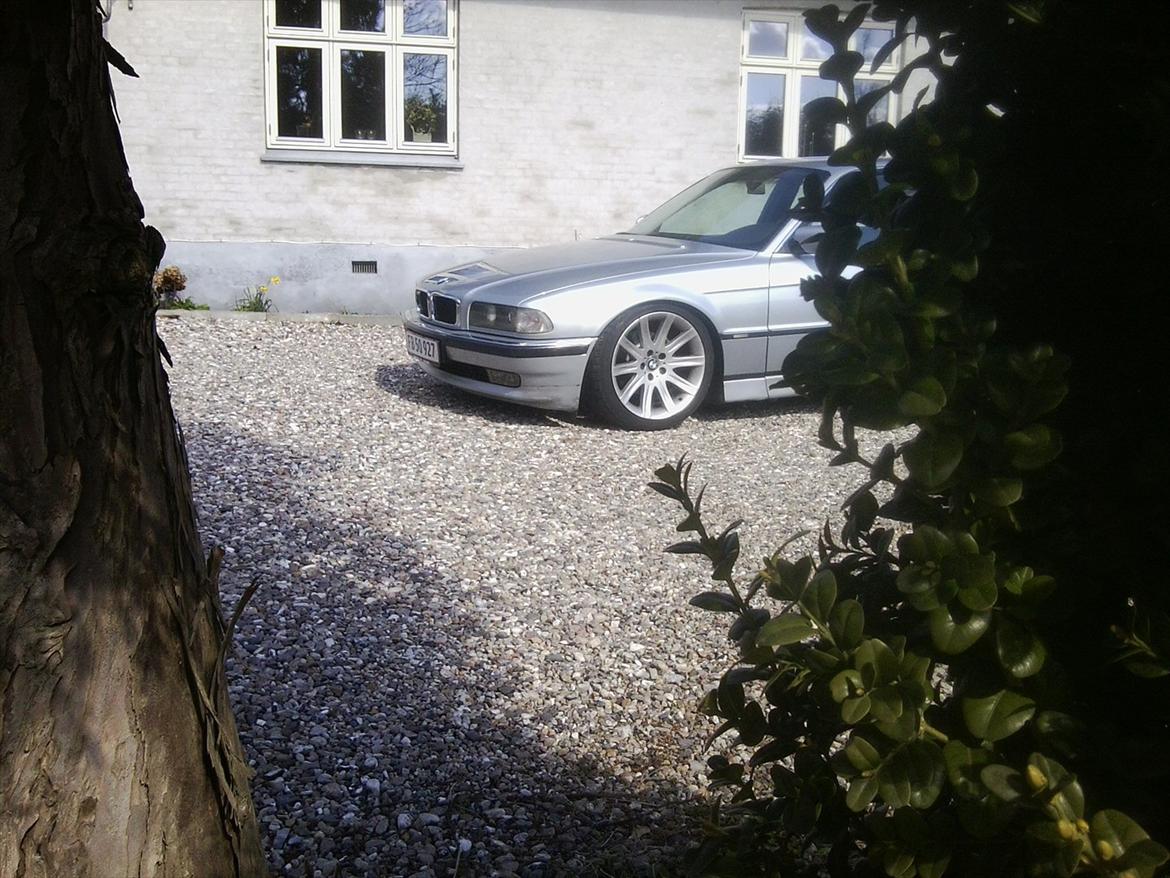BMW 730i V8 M60 E38 Individual billede 10