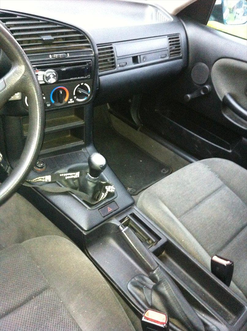 BMW e36 316i sedan billede 8