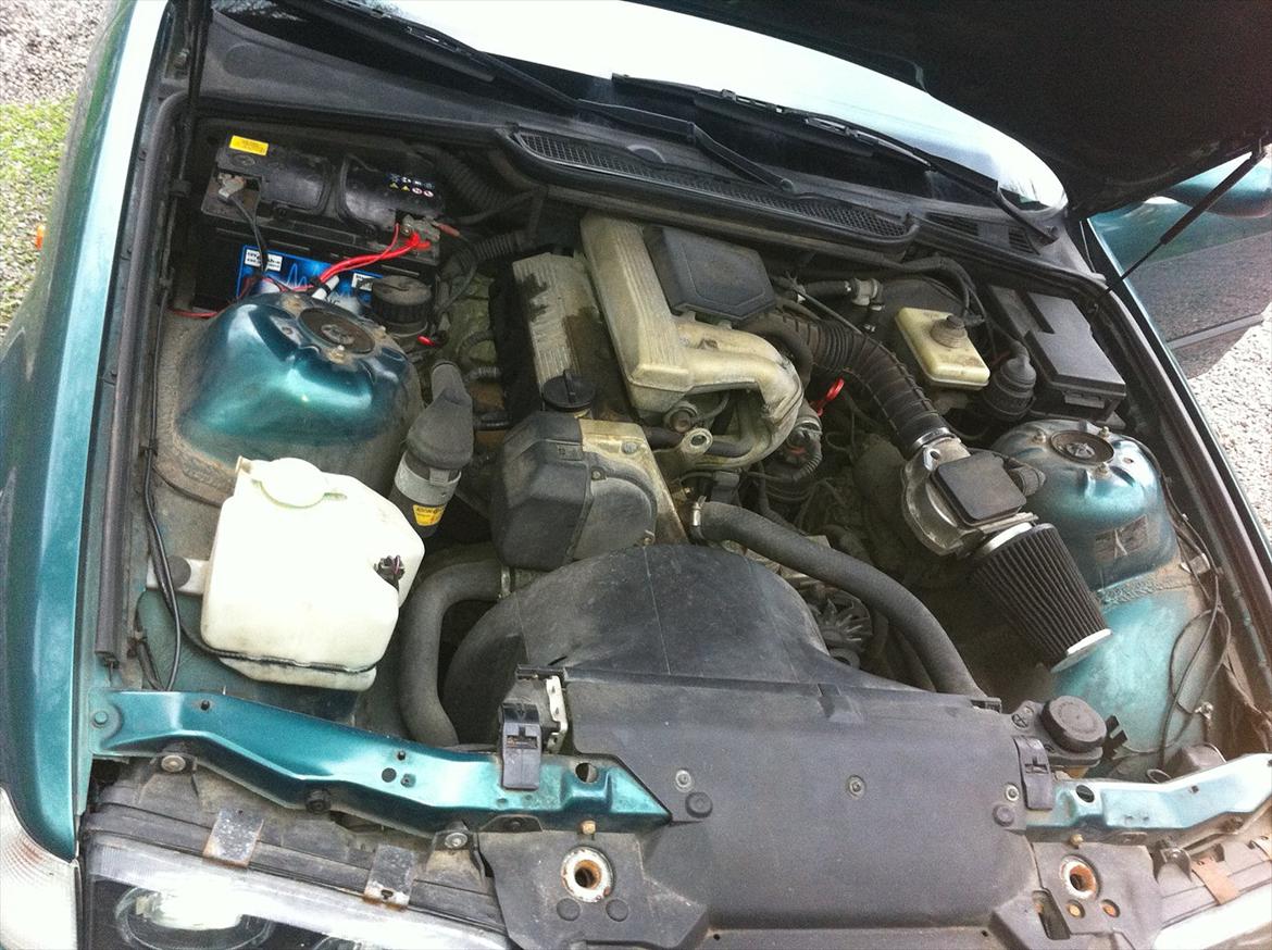 BMW e36 316i sedan billede 10