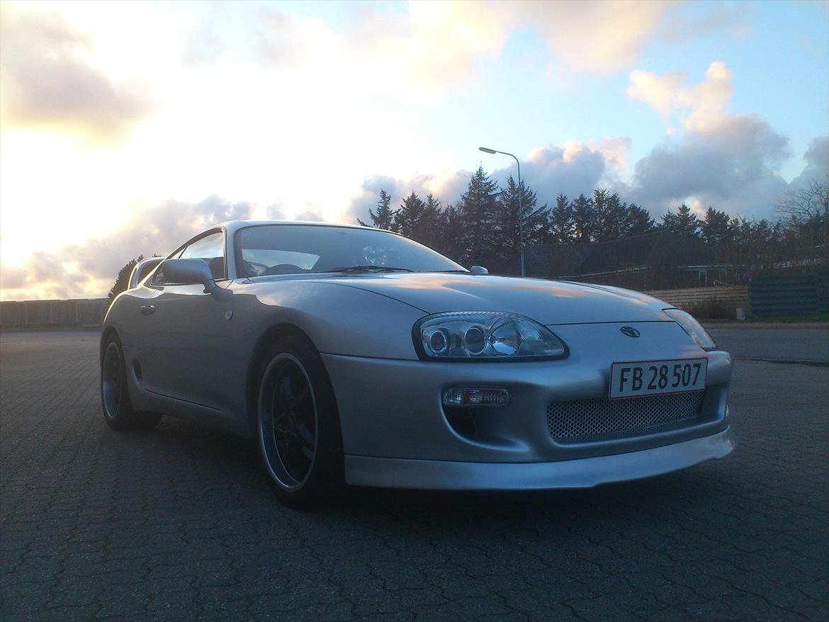 Toyota Supra MK4 N/A billede 1