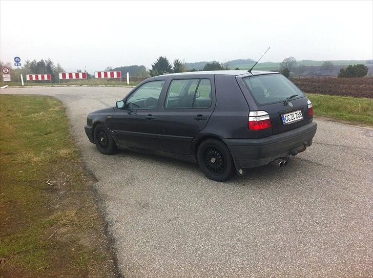 VW Golf 3 solgt;,( billede 16