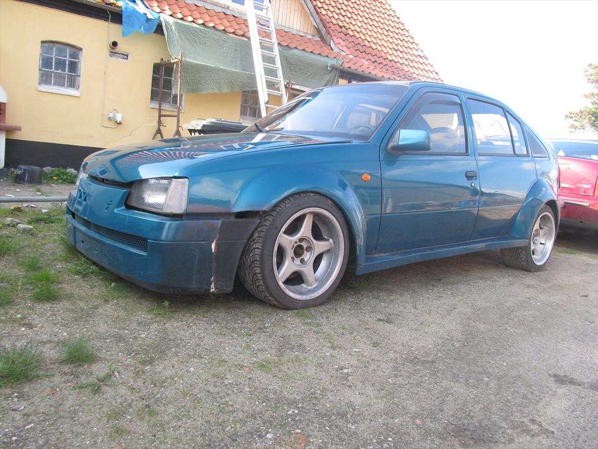 Opel kadett gsi billede 2