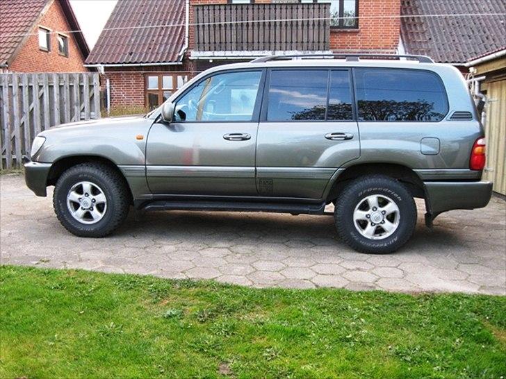 Toyota HDJ 100 billede 3