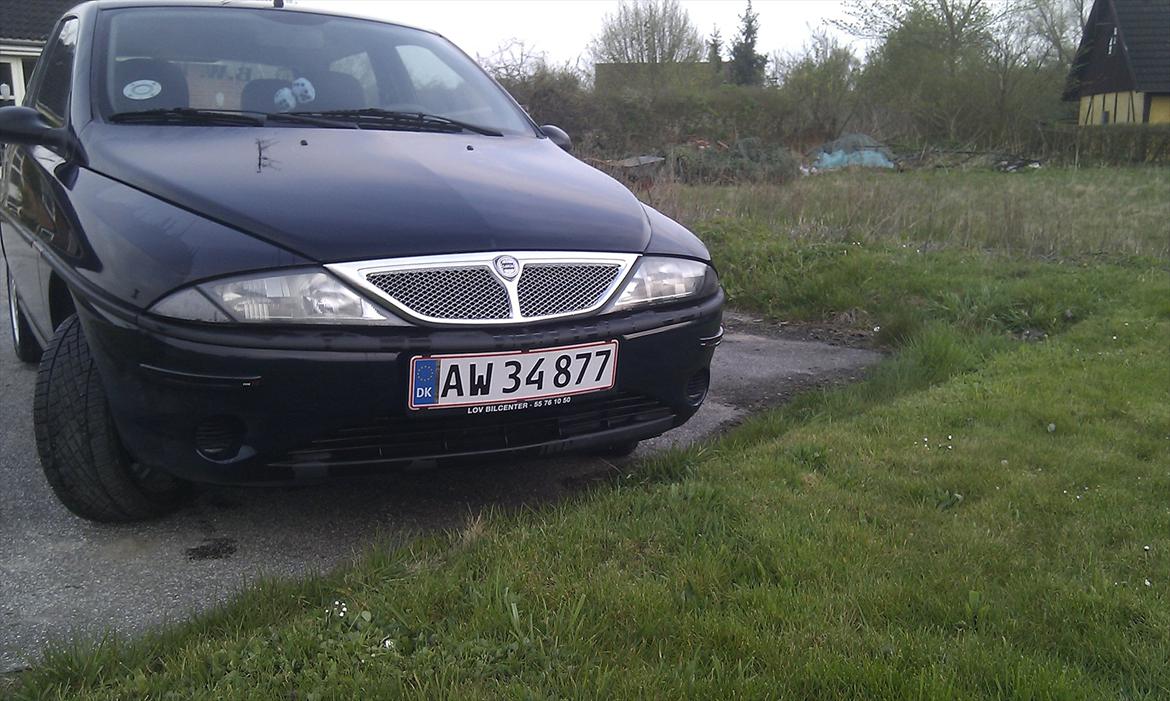 Lancia Y 1.25 LS SOLGT billede 1